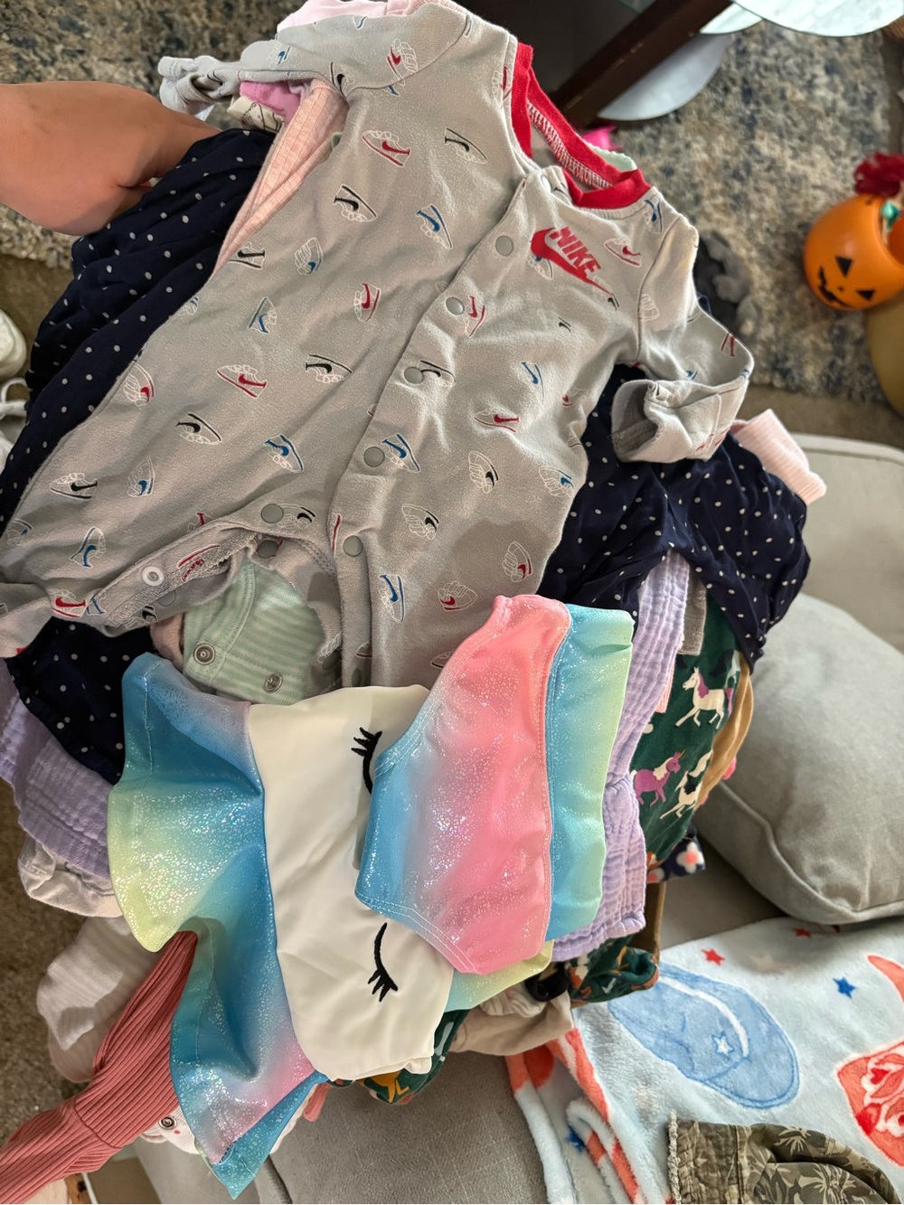 50+ outfits baby boy and girl- 3 pairs of shoes nb-6 month